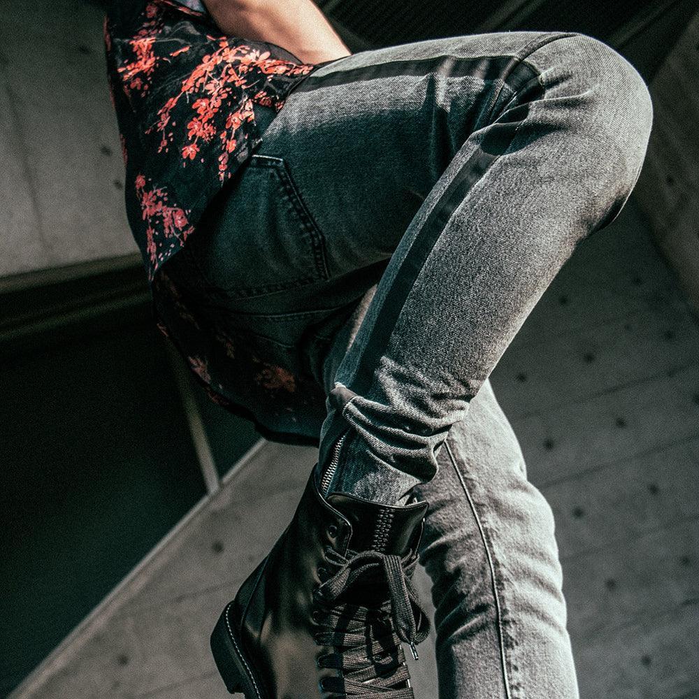 Wide Awake Selvedge Denim - REPRESENT - VENTURER