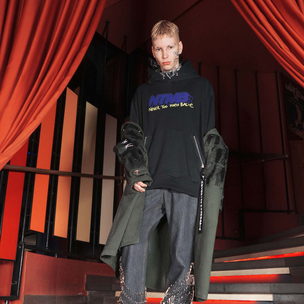 3D Logo Zip Hoodie - NTMB - VENTURER