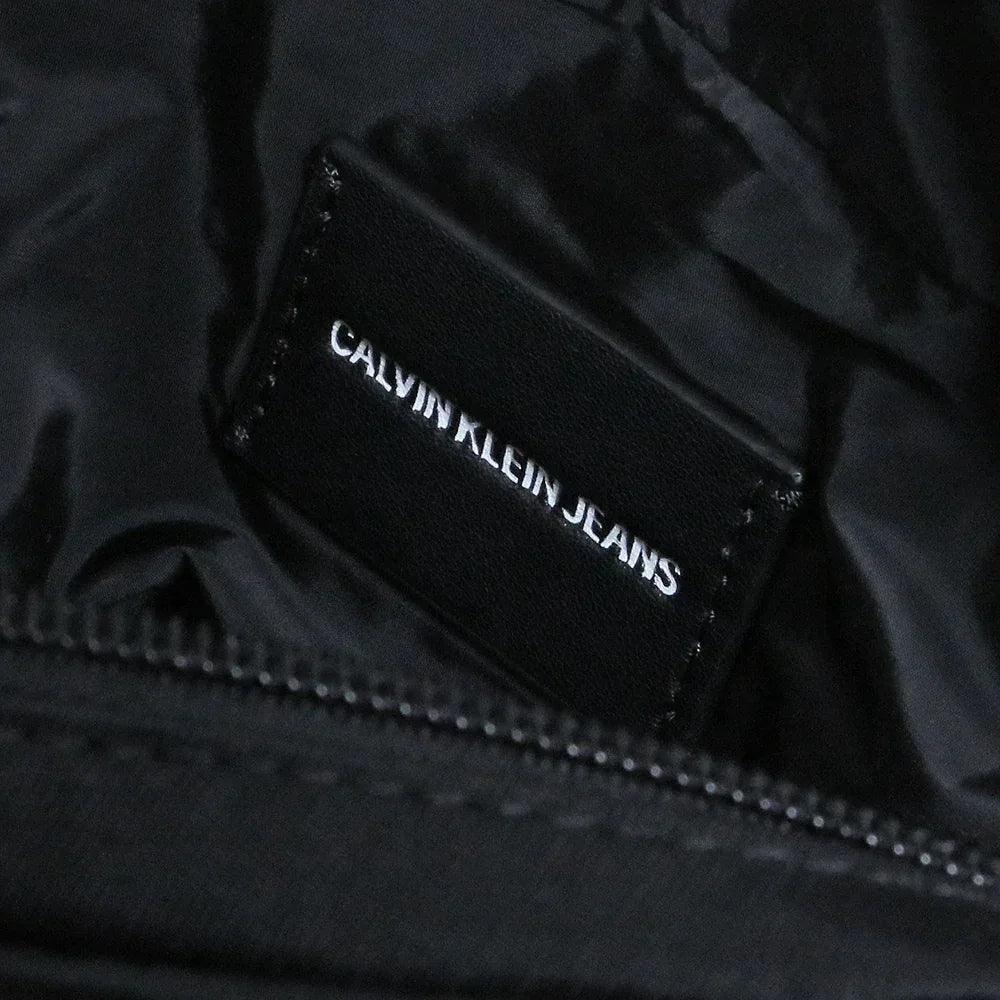 Nylon Utility Shoulder Bag - CALVIN KLEIN - VENTURER