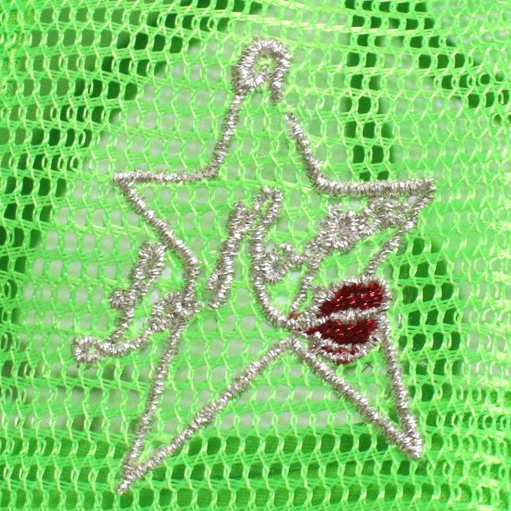 NY Is Kissing Me Trucker Hat - LA ROPA - VENTURER