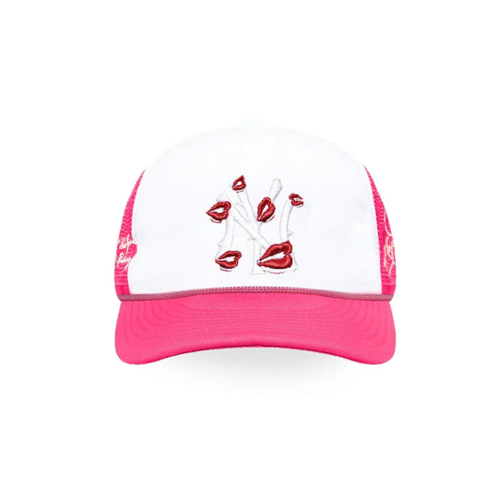 LA ROPA(ラ ロパ)商品ページ - NY Is Kissing Me Trucker Hat - White