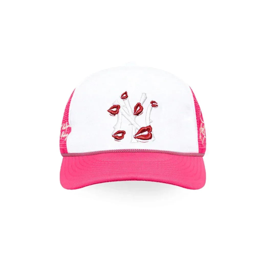 NY Is Kissing Me Trucker Hat - LA ROPA - VENTURER