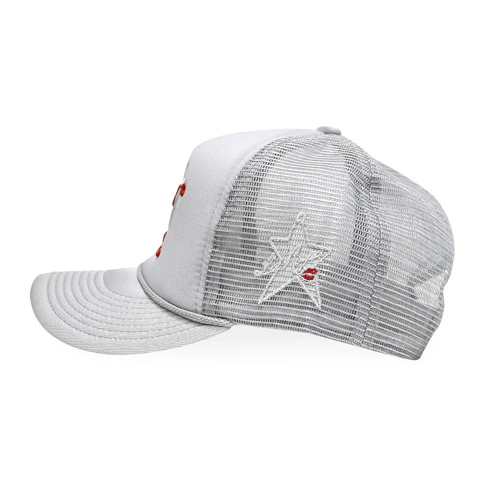 NY Is Kissing Me Trucker Hat - LA ROPA - VENTURER