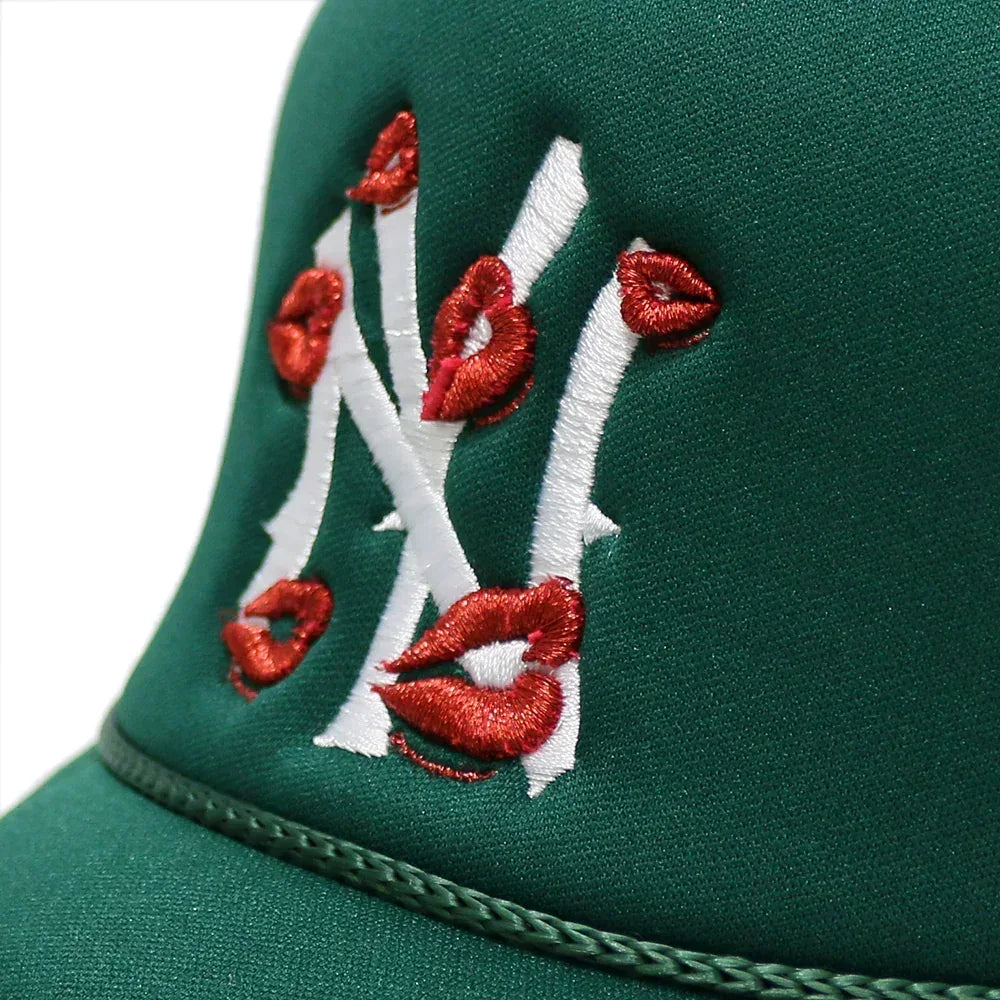 NY Is Kissing Me Trucker Hat - LA ROPA - VENTURER