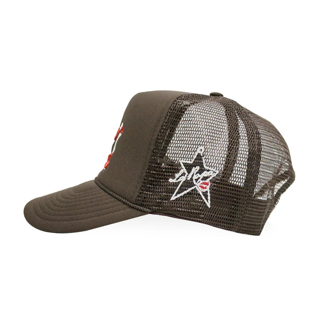 NY Is Kissing Me Trucker Hat - LA ROPA - VENTURER