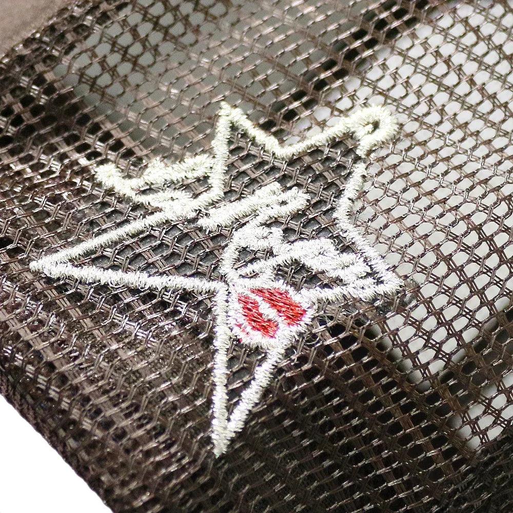 NY Is Kissing Me Trucker Hat - LA ROPA - VENTURER