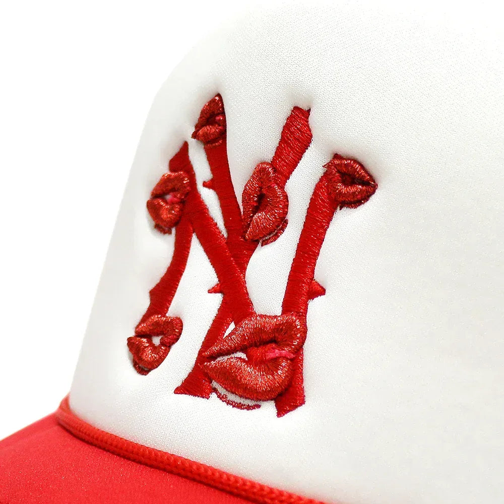 NY Is Kissing Me Trucker Hat - LA ROPA - VENTURER