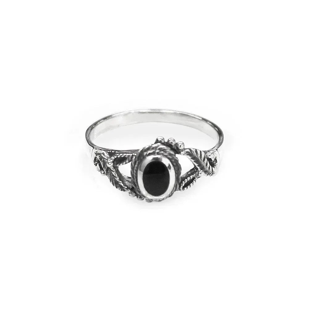 Onyx Laurel Ring - THE SILVER STONE - VENTURER