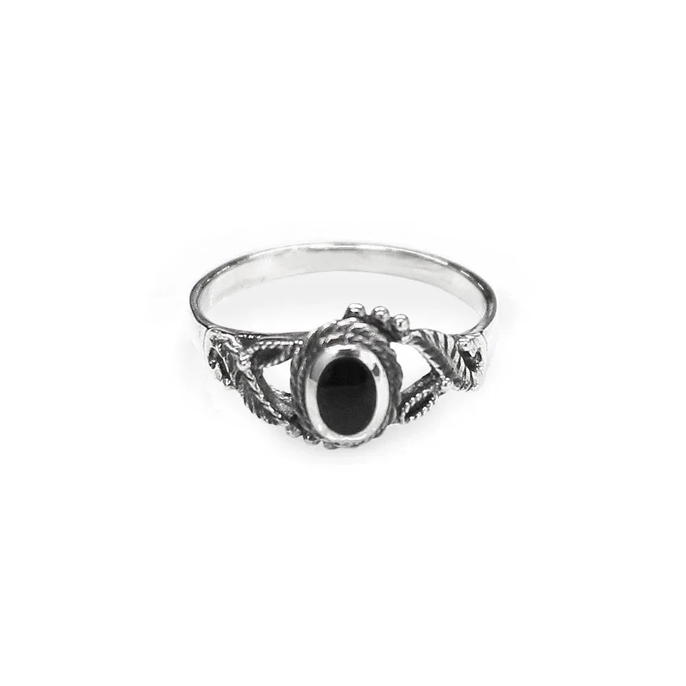 Onyx Laurel Ring - THE SILVER STONE - VENTURER