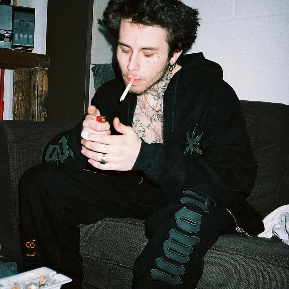 Puff Print Dagger Joggers - UNKNOWN LONDON - VENTURER