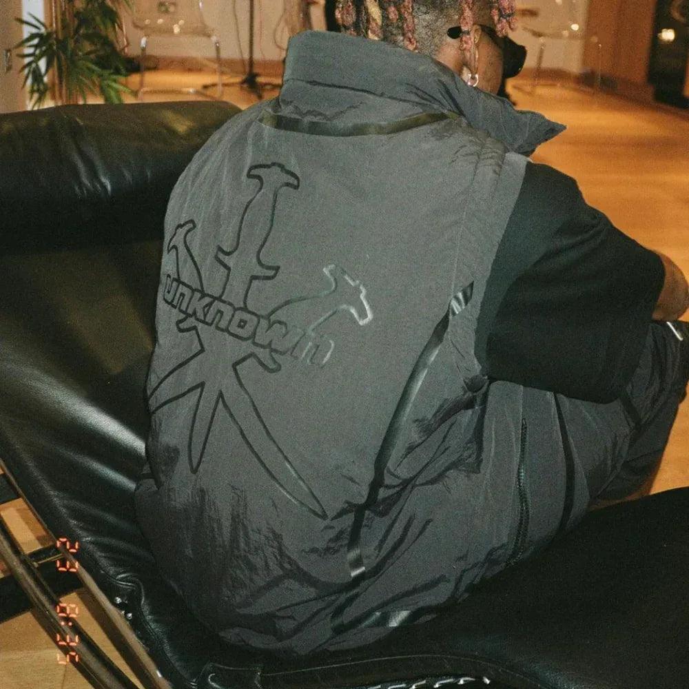 Tech Zip Up Vest - UNKNOWN LONDON - VENTURER