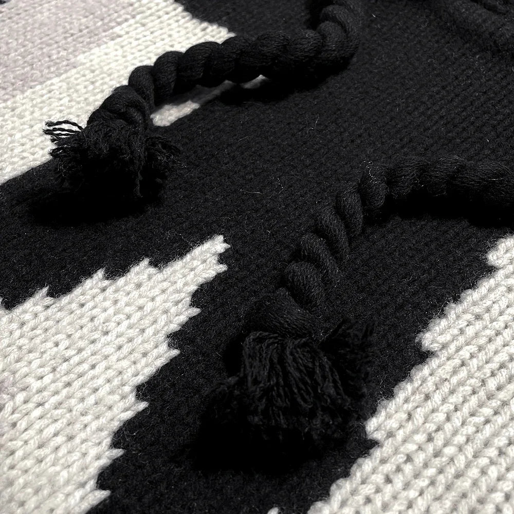 Gothic Logo Chunky Hoodie - JW ANDERSON - VENTURER