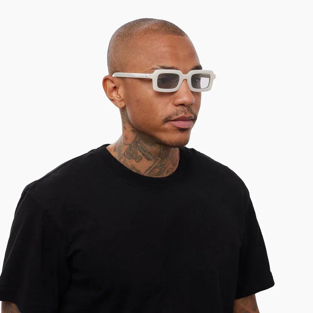 Eos Sunglasses - AKILA LA - VENTURER