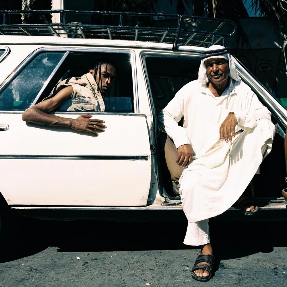 Military Wax Vest - UNKNOWN LONDON - VENTURER