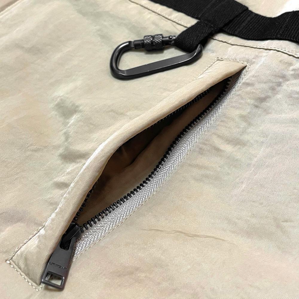 Military Wax Vest - UNKNOWN LONDON - VENTURER
