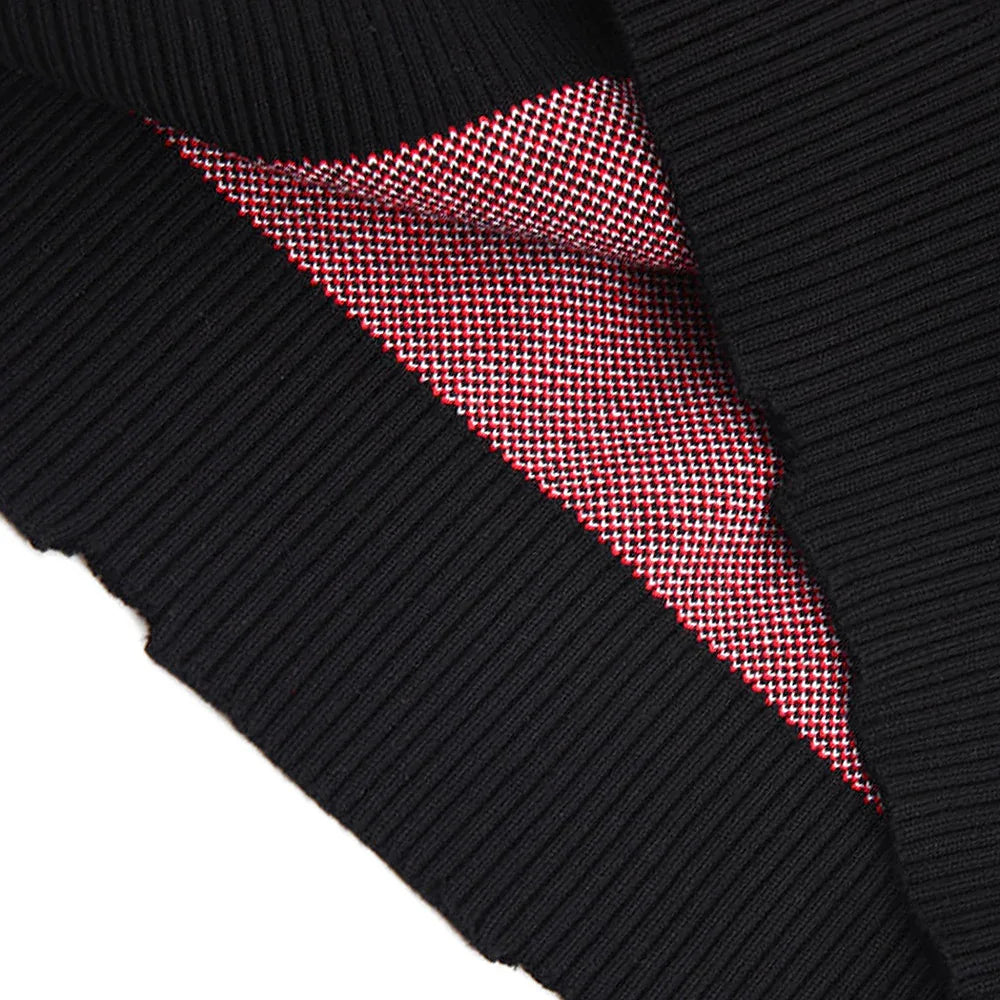 Distressed Logo Knit - UNKNOWN LONDON - VENTURER