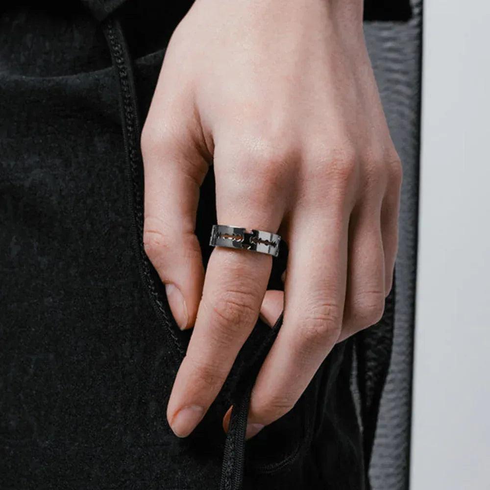 Razor Ring - VITALY - VENTURER