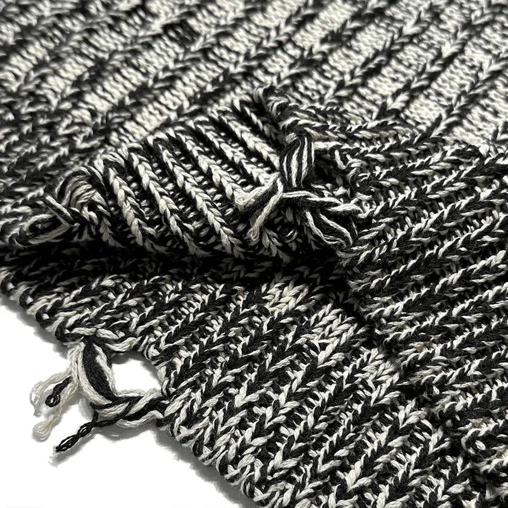 Chunky Gray Melange Cross Knit - ASKYURSELF - VENTURER