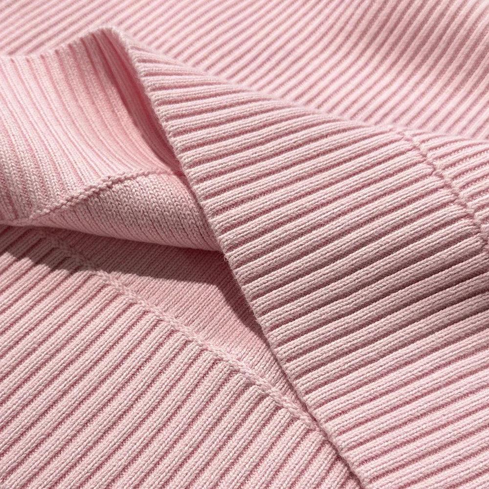 Collage Logo Knit - UNKNOWN LONDON - VENTURER
