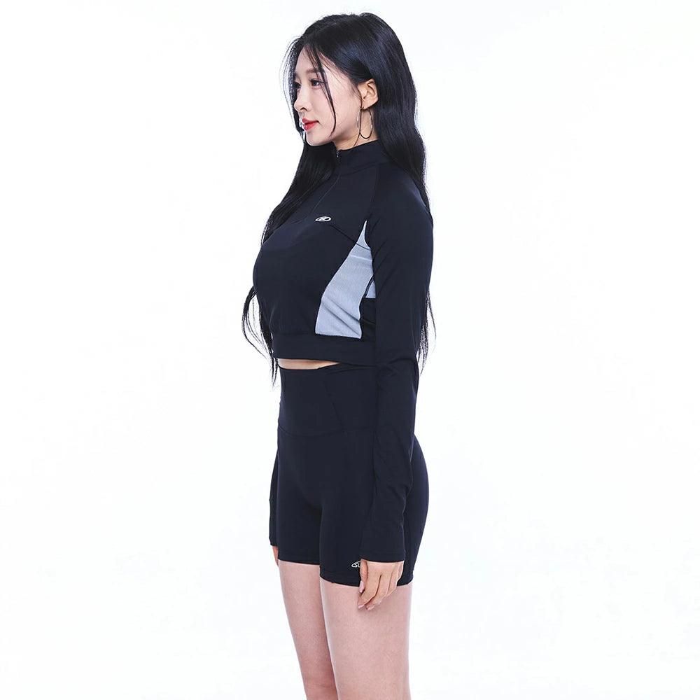 WM B Logo Mesh Half Zip Up