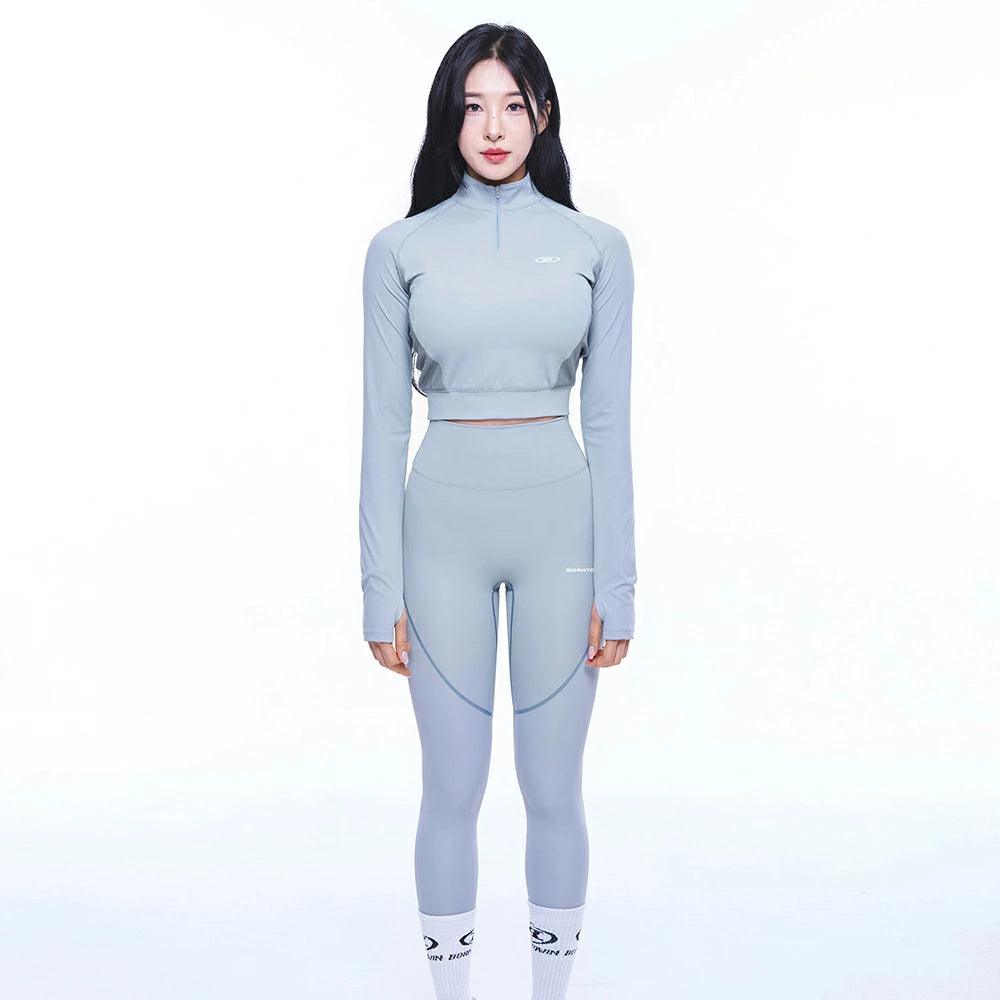 WM B Logo Mesh Half Zip Up