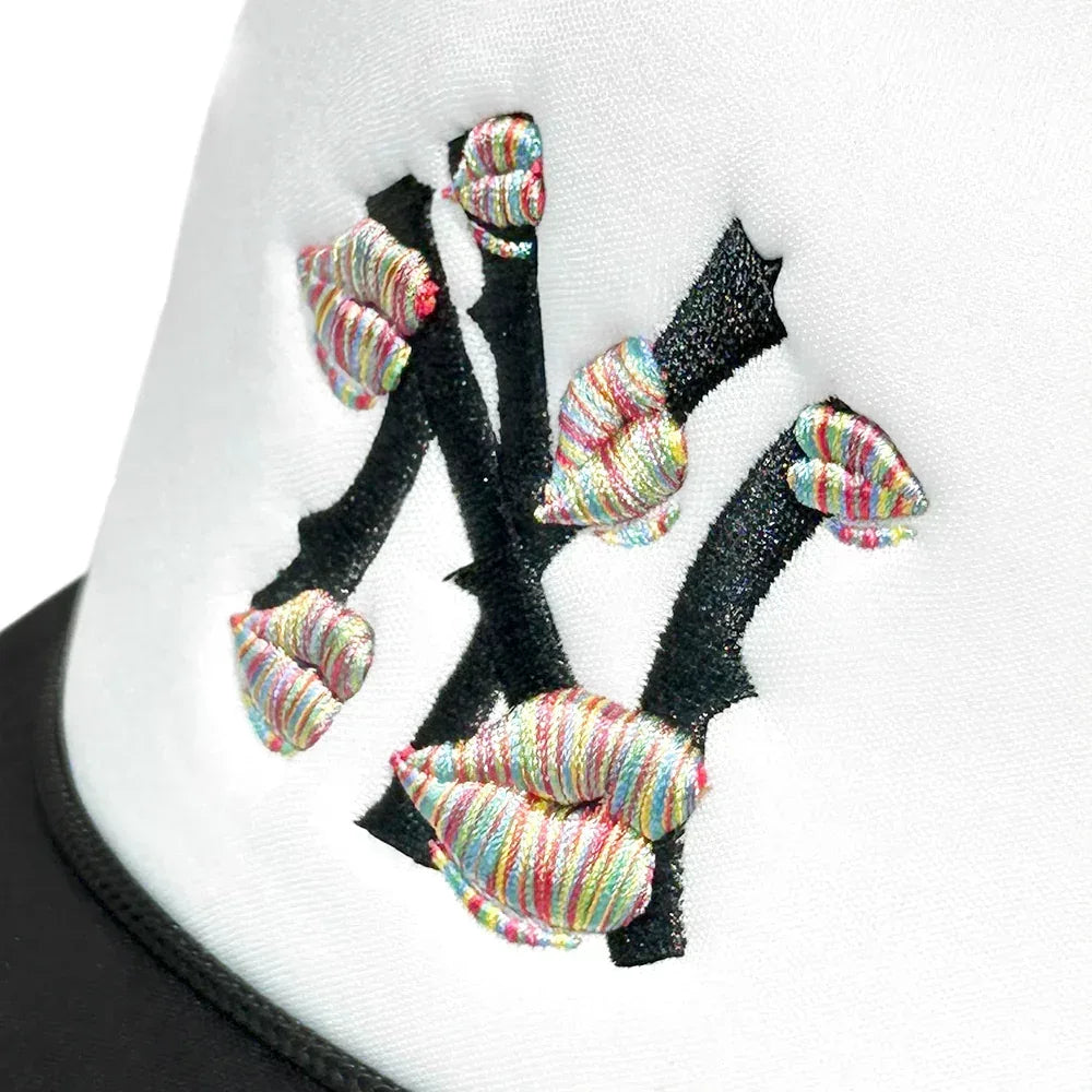 NY Is Kissing Me Trucker Hat - LA ROPA - VENTURER