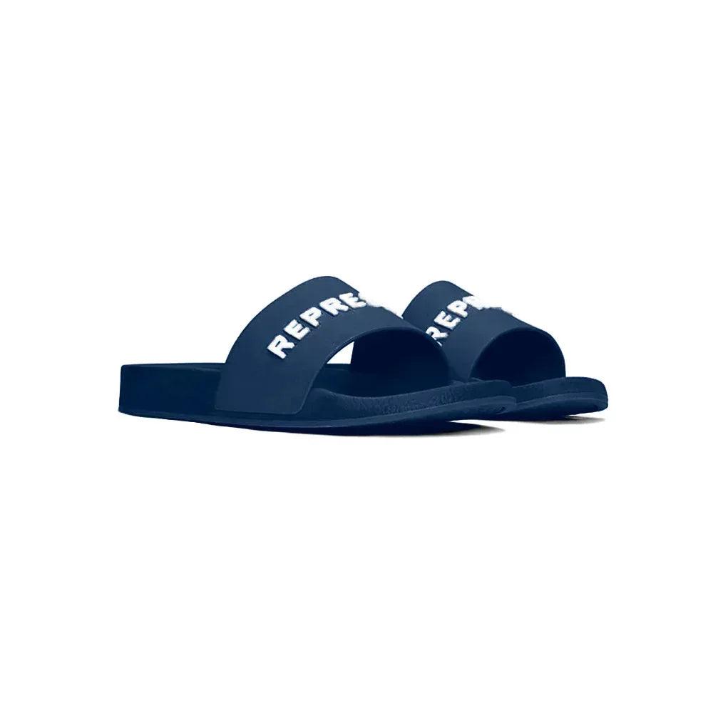 Represent Pool Slide - REPRESENT - VENTURER
