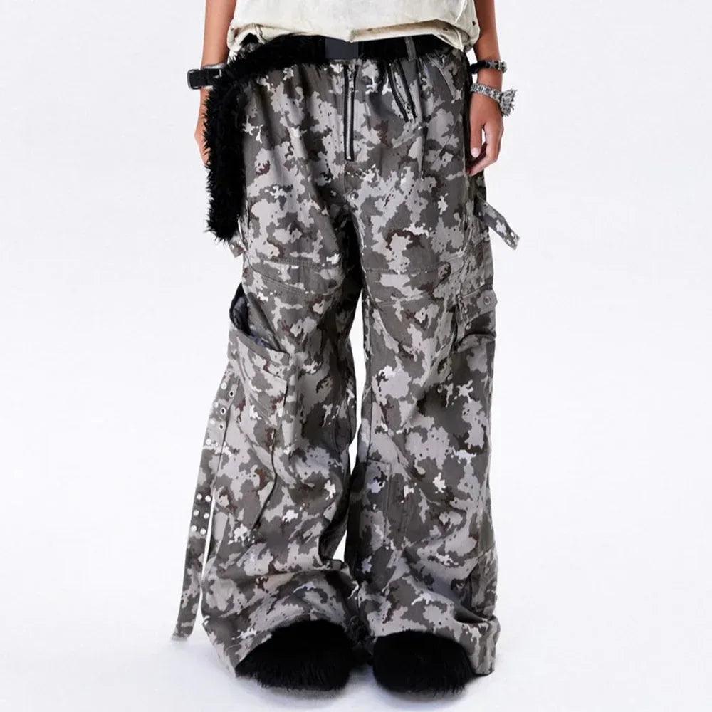005 Mily Camo Flag Cargo Pants - COZY WORLDWIDE - VENTURER