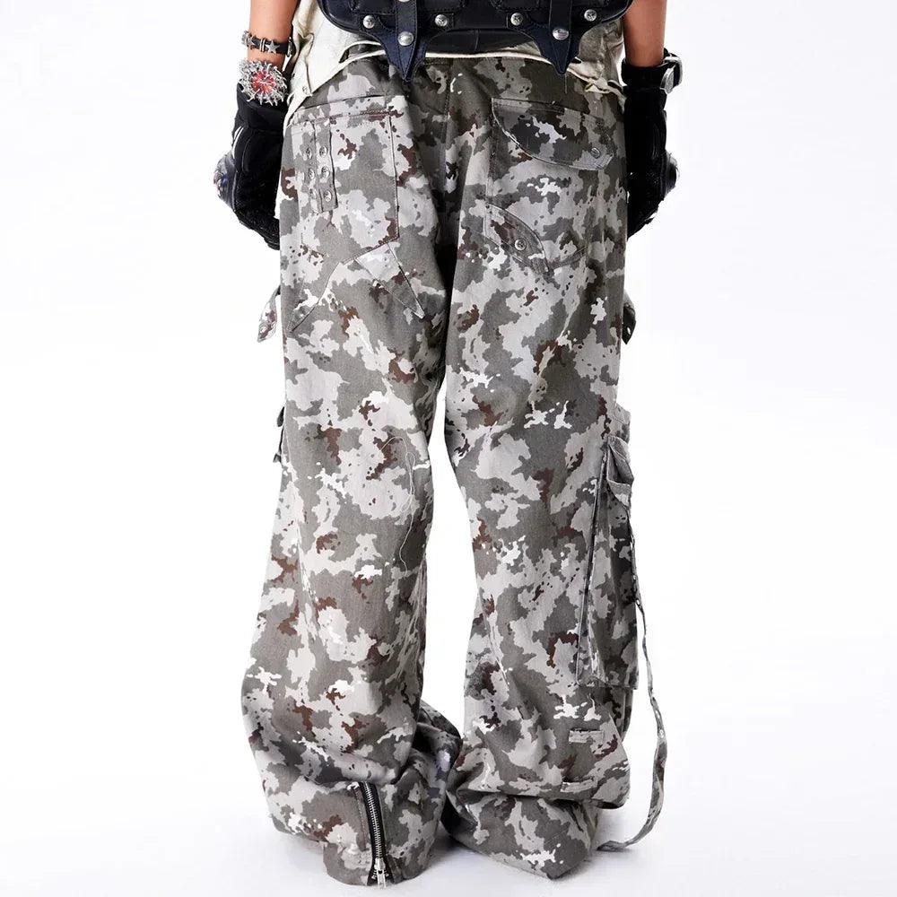 005 Mily Camo Flag Cargo Pants - COZY WORLDWIDE - VENTURER