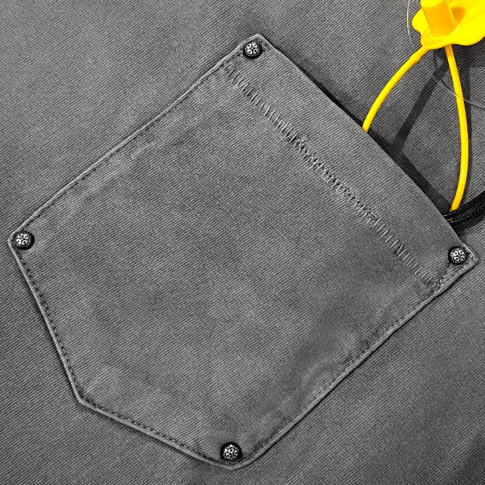 Vintage Studs T-Shirt - GLACIERBOY - VENTURER