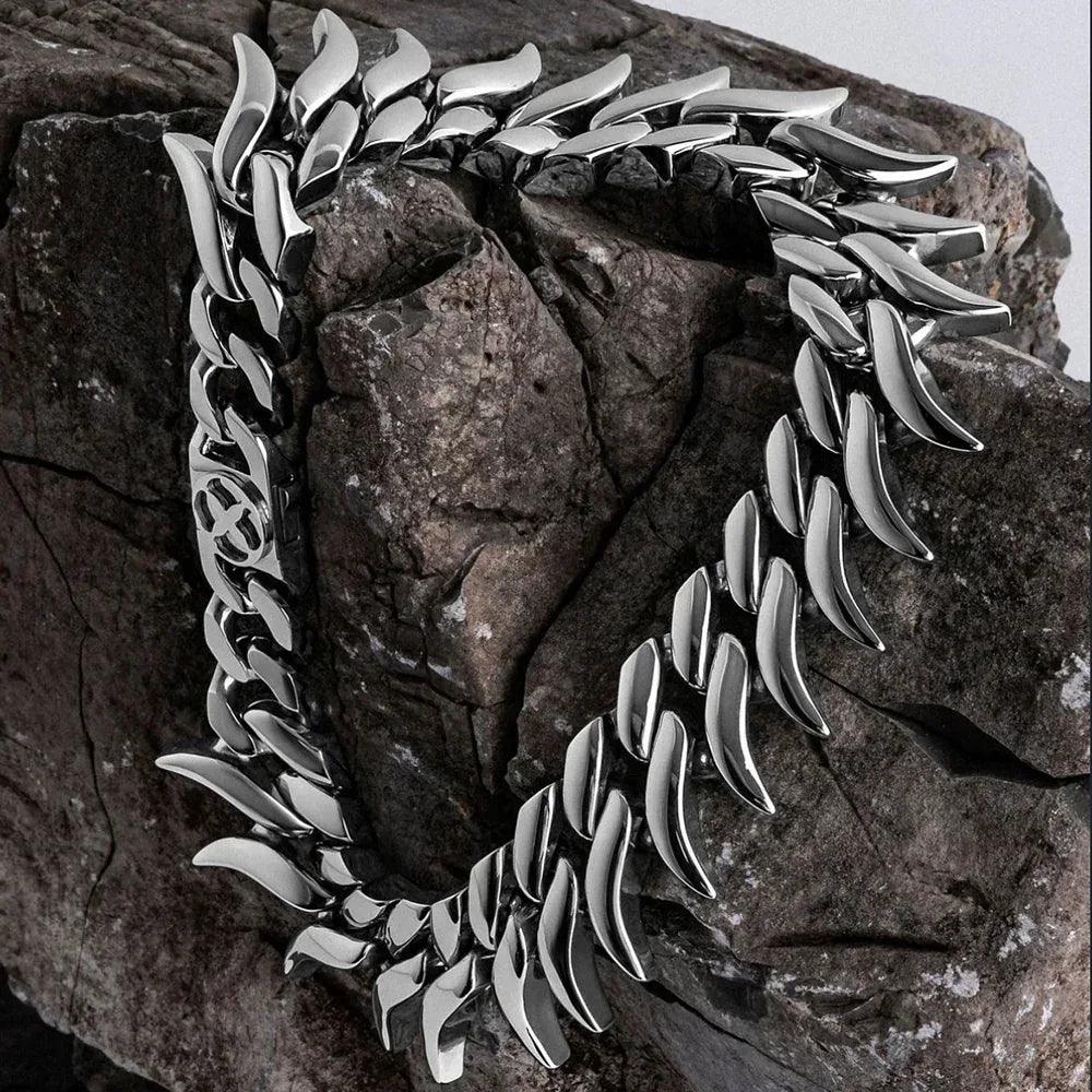 Paralyze Necklace - VITALY - VENTURER