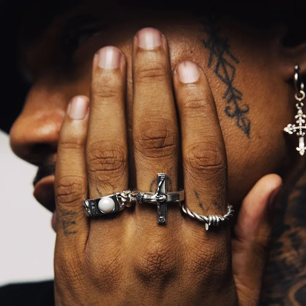 Barbed Ring - FOR THOSE WHO SIN - VENTURER