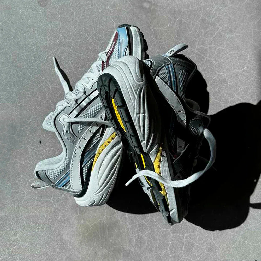 Storm Runner - REPRESENT - VENTURER