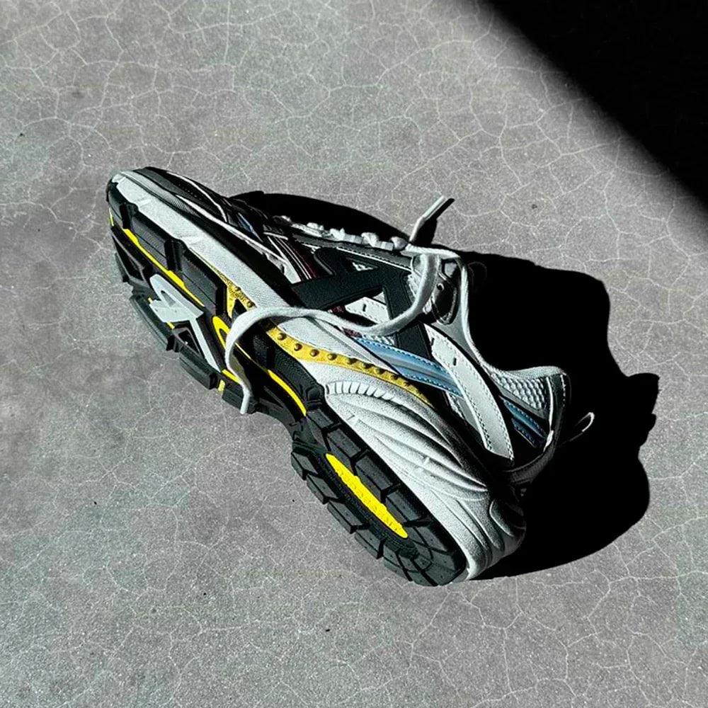Storm Runner - REPRESENT - VENTURER