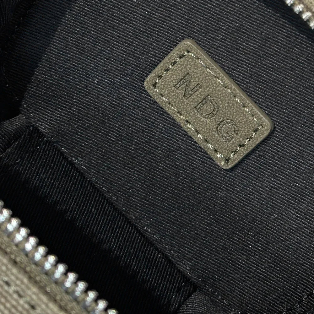 Vanity Army - NDG PARIS - VENTURER