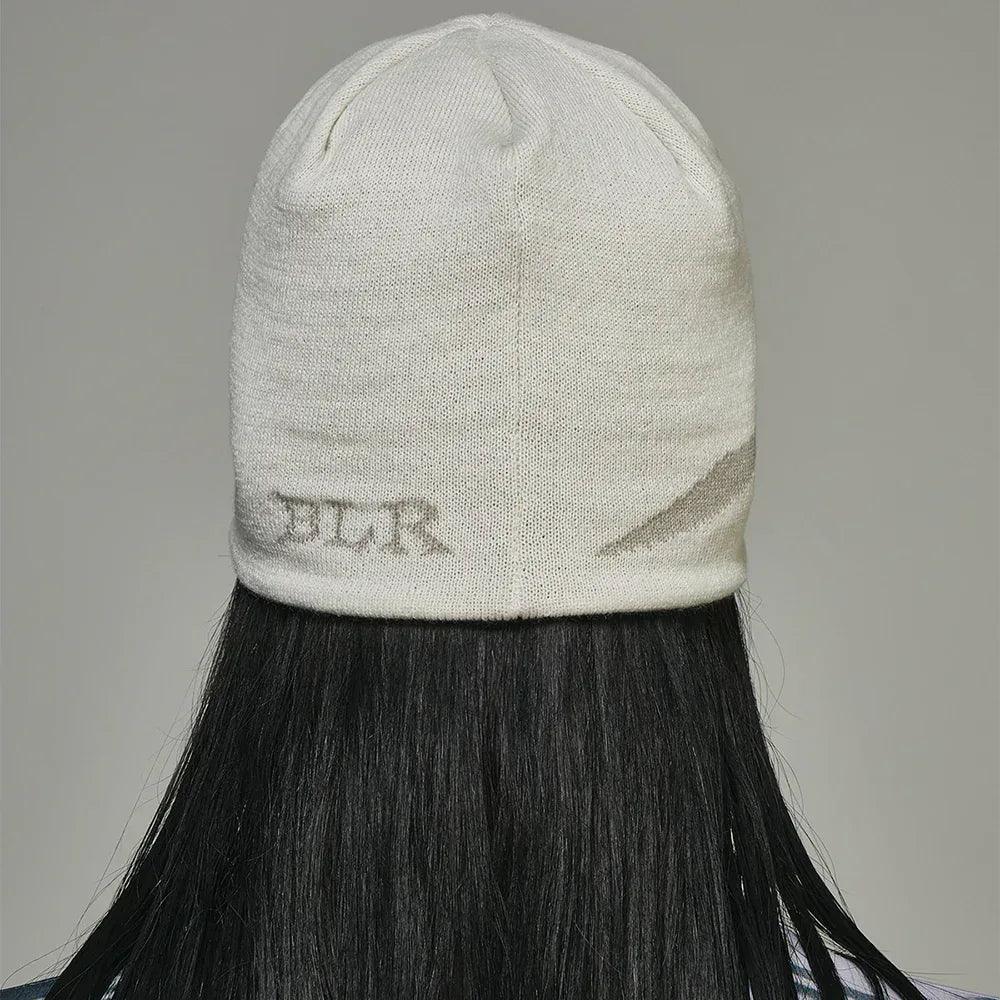 Curved Logo Beanie - BLR BLUER - VENTURER