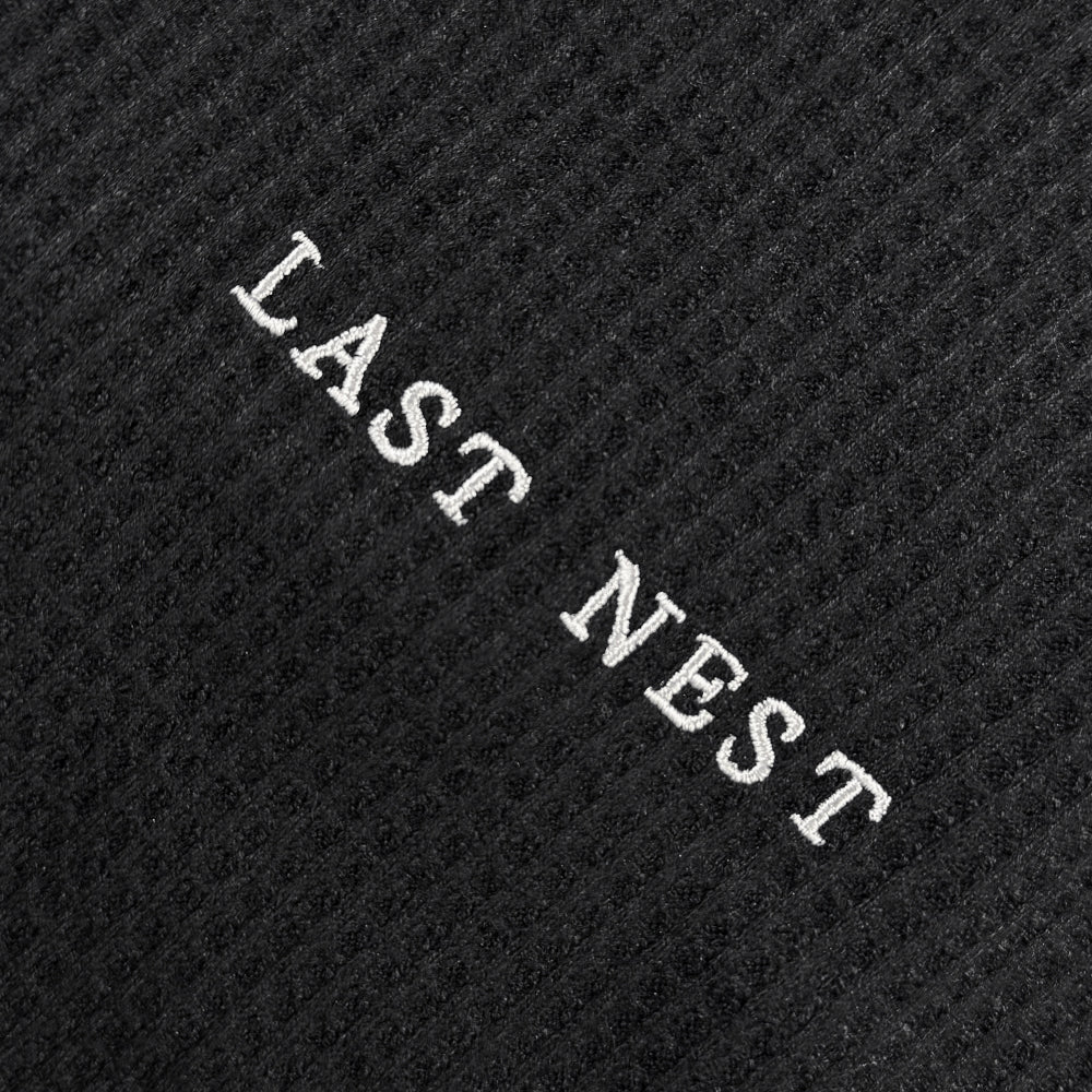 Logo Embed Henry Neck