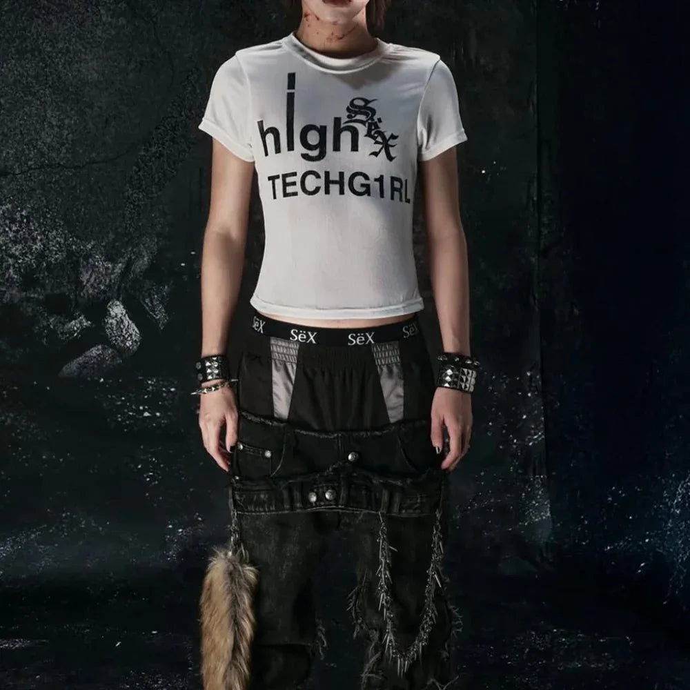 High Sex TechG1rl T-Shirt - COZY WORLDWIDE - VENTURER