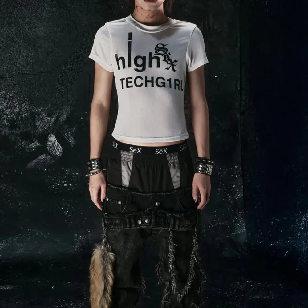 High Sex TechG1rl T-Shirt - COZY WORLDWIDE - VENTURER