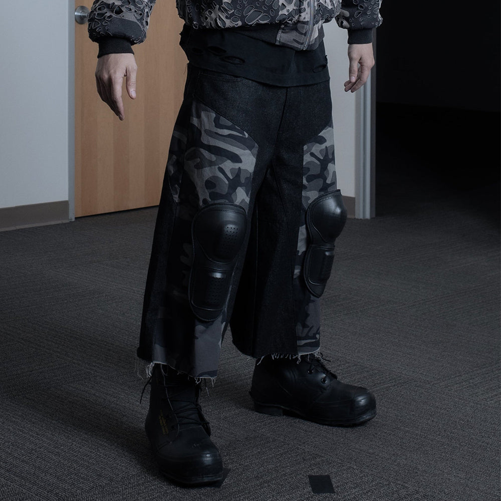 Mudcamo 3/4th Capri Padded Denim