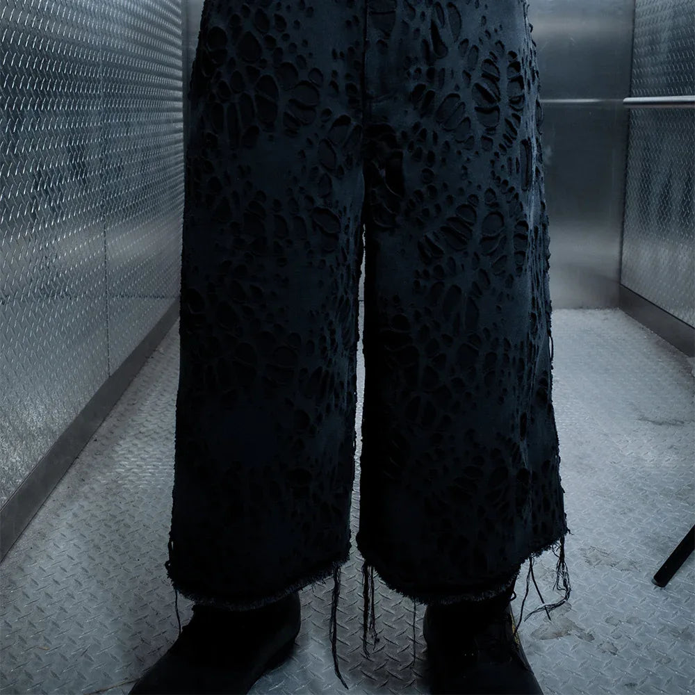 Burnedweb 3/4th Capri Denim - BROTHERLY LOVE - VENTURER