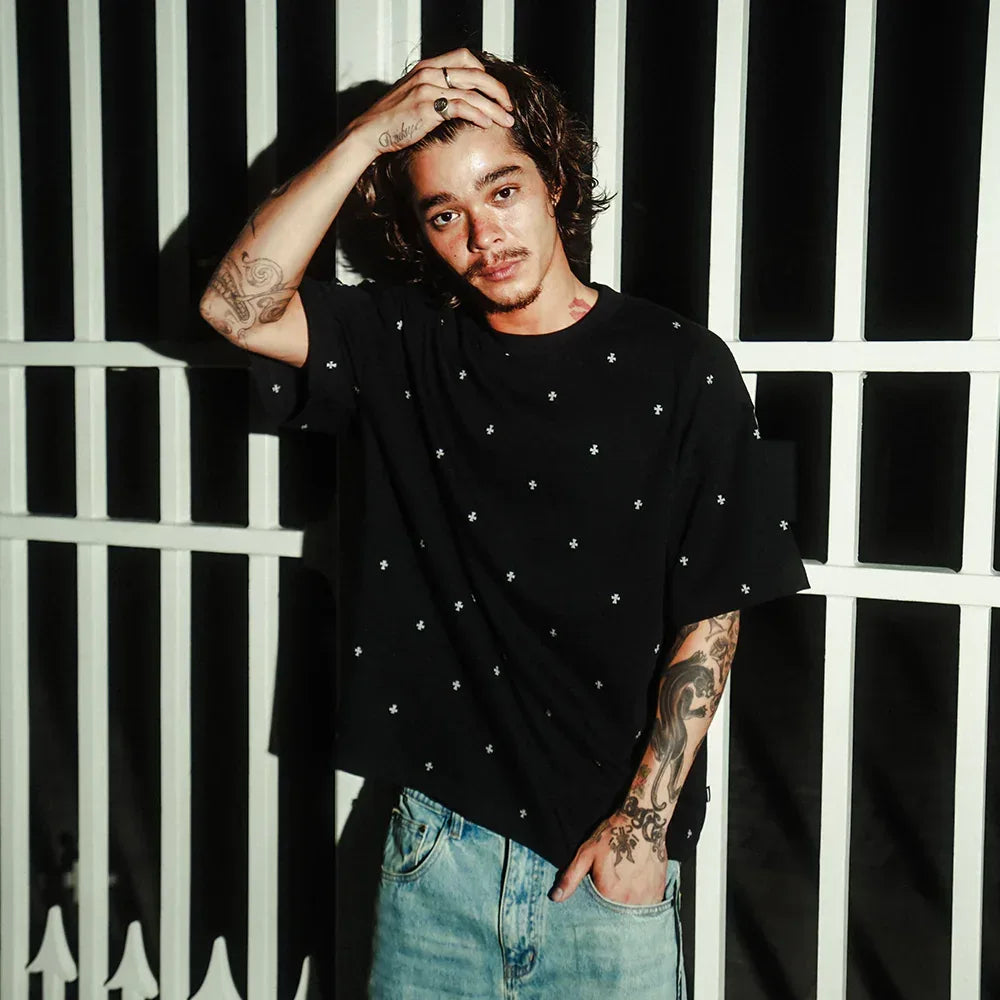 Tiny Cross Glitter Tee - UNKNOWN LONDON - VENTURER