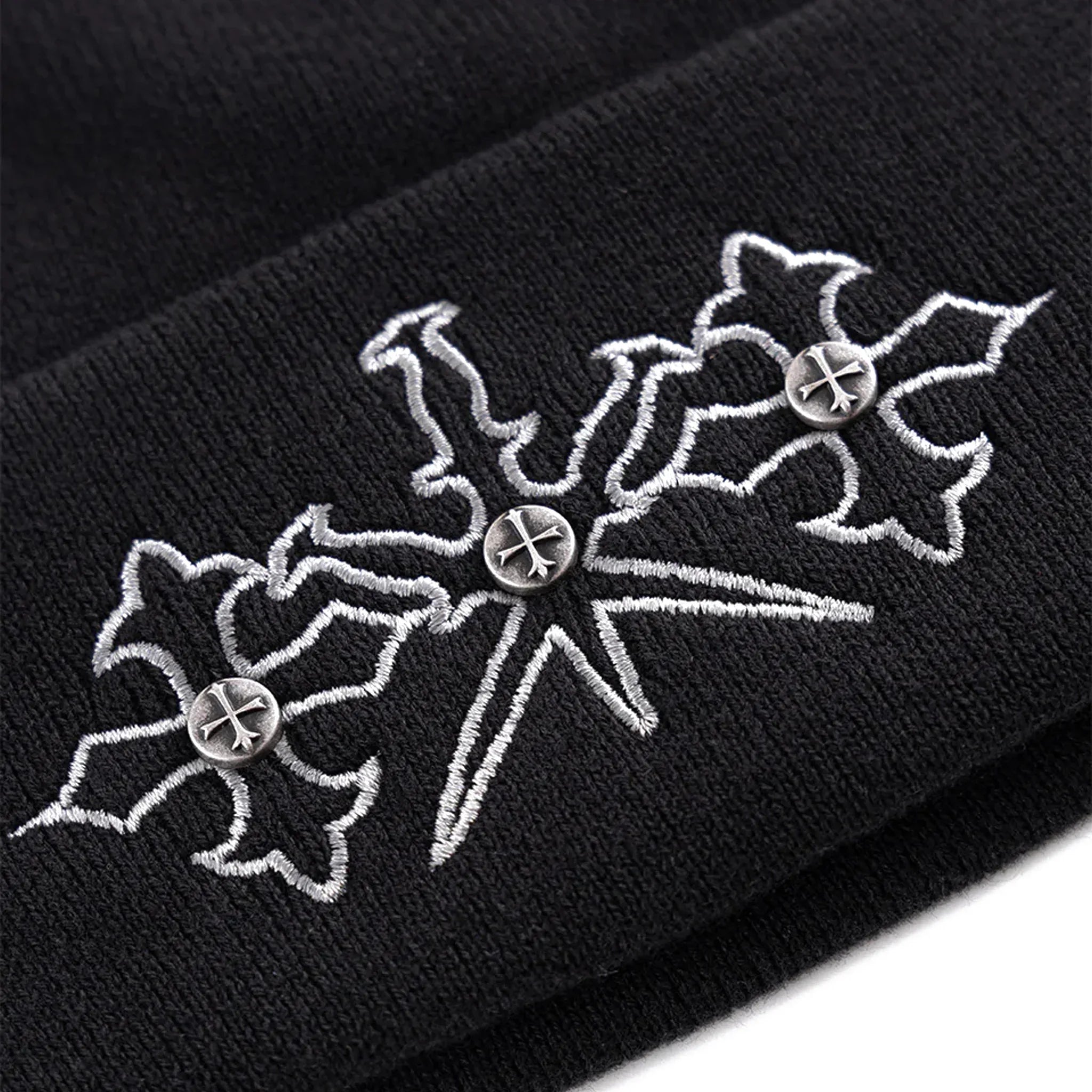 Dagger Cross Embroidery Beanie - UNKNOWN LONDON - VENTURER
