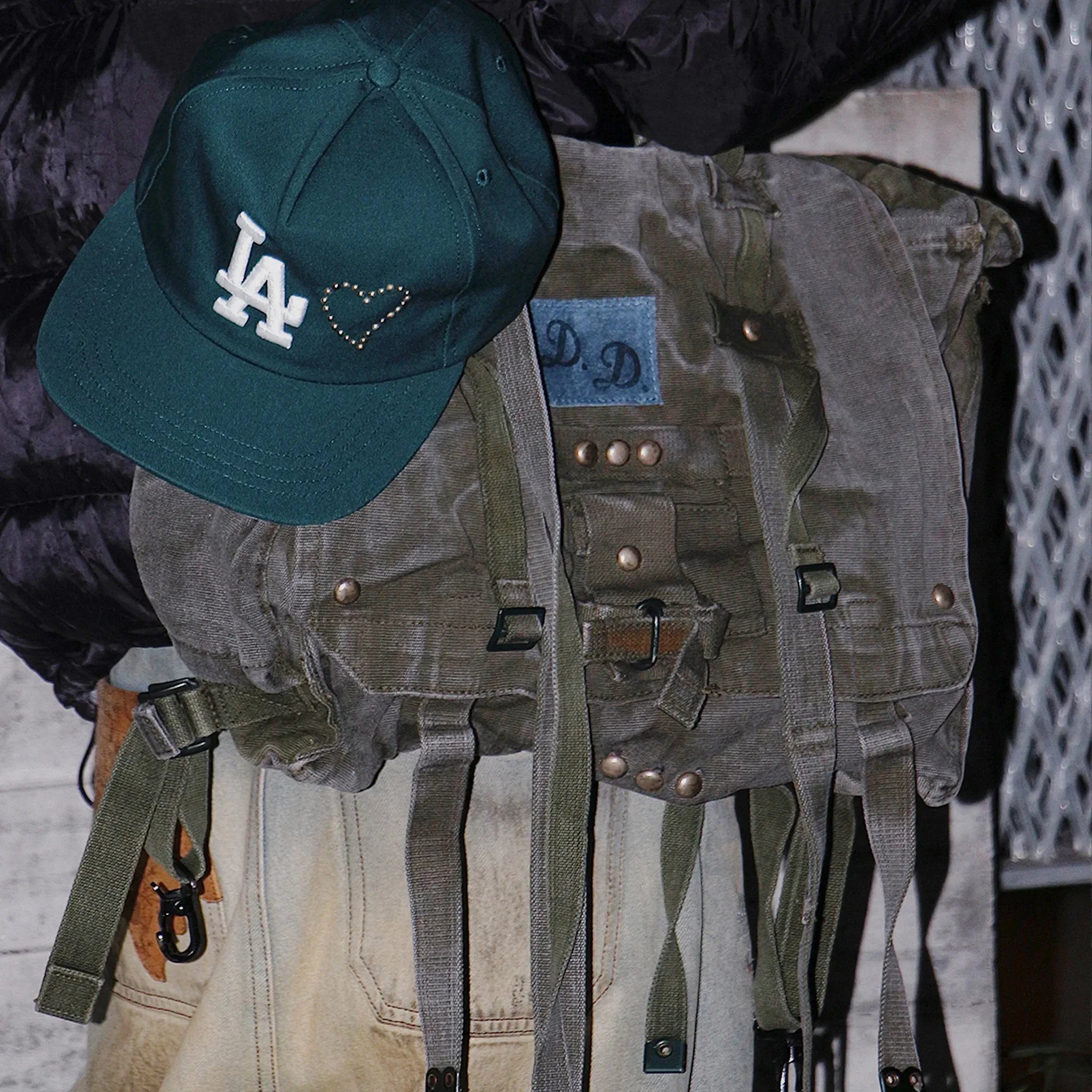 2Way Military Heart Studs Backpack - DENIM DOCTORS - VENTURER