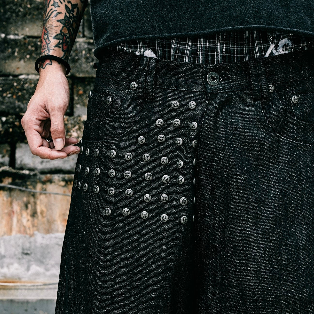 Devlin Distressed Baggy Denims
