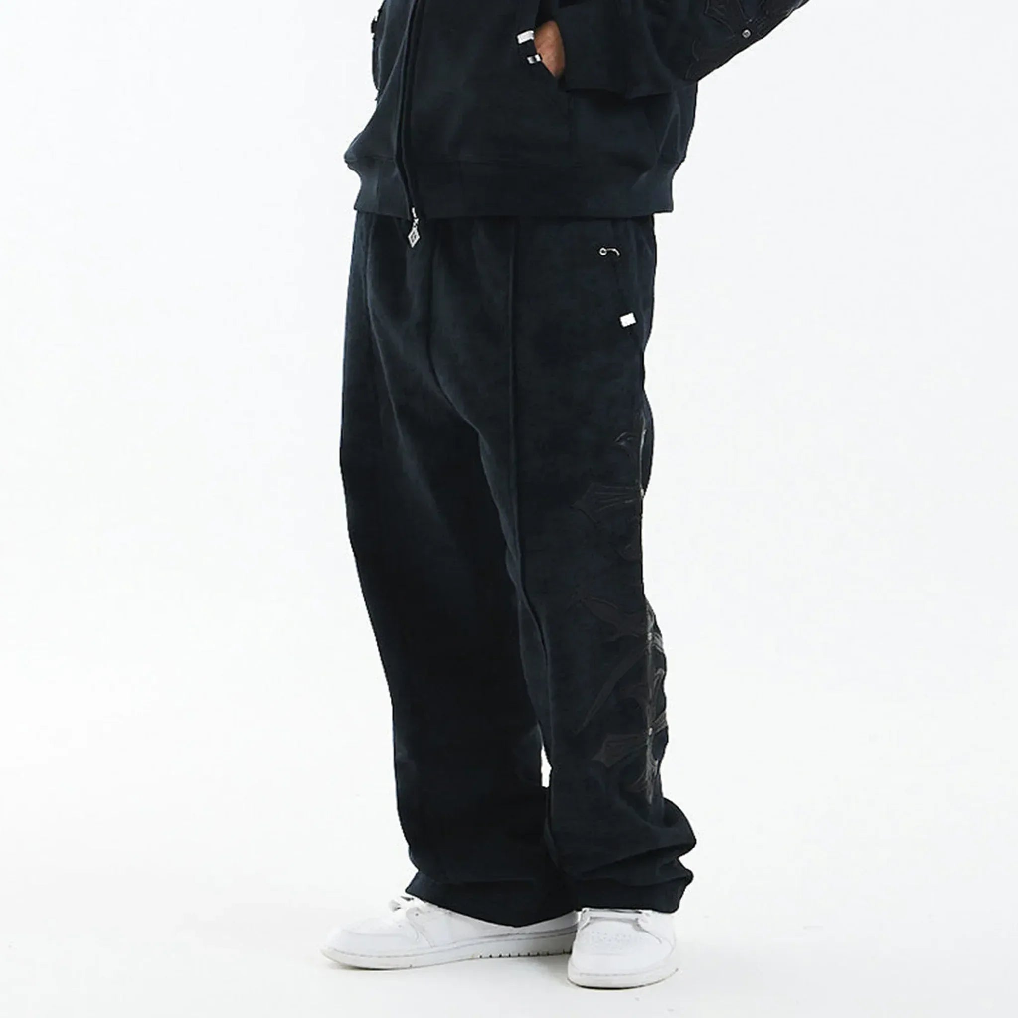 Dagger Cross Leather Patch Baggy Jogger Pants - UNKNOWN LONDON - VENTURER