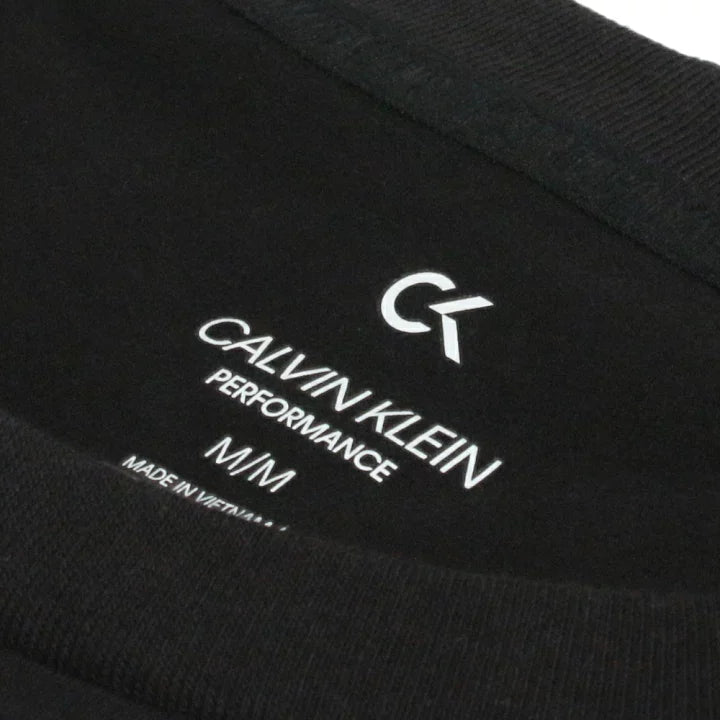 Statement Essentials Graphic Tee