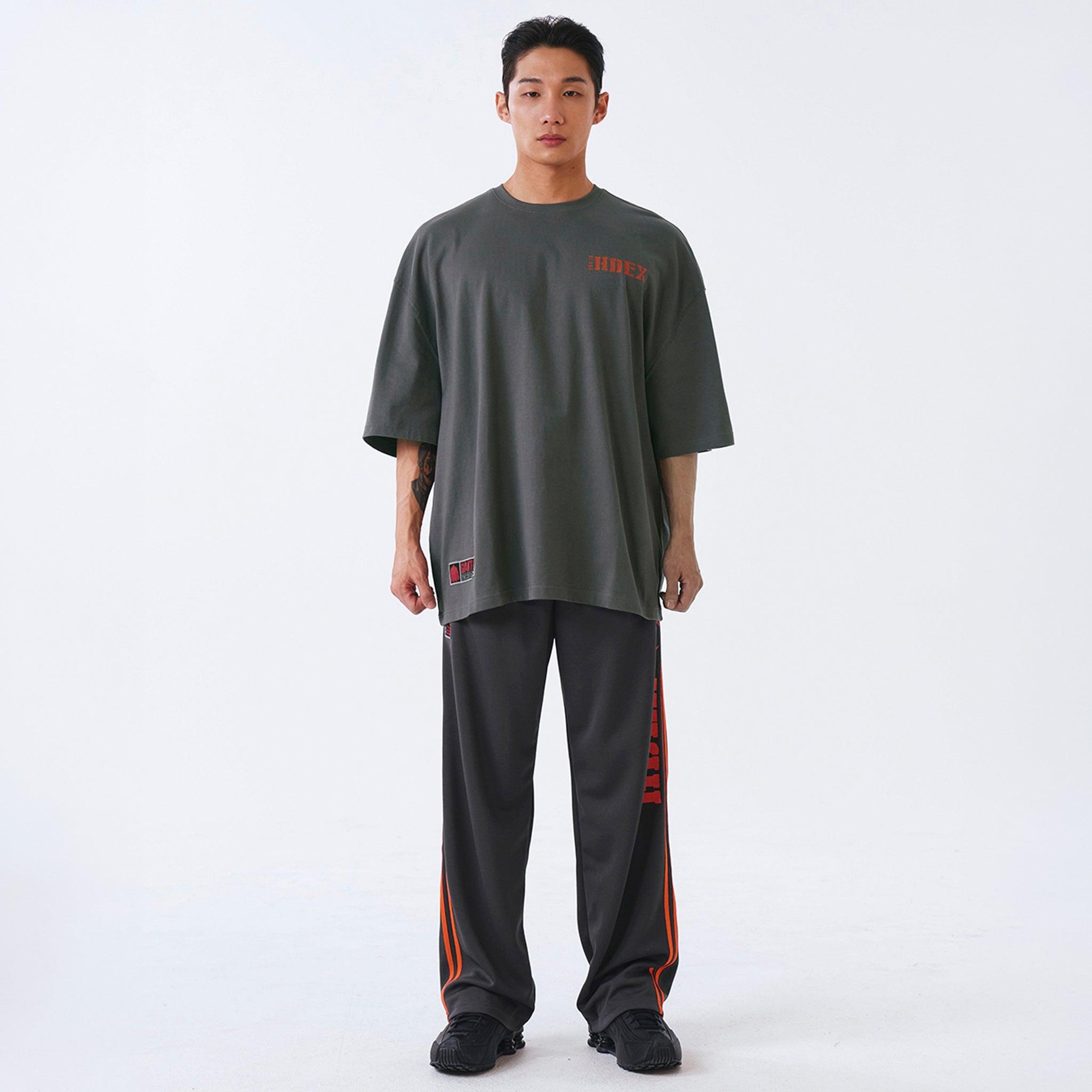 Core Small Logo Giant Fit Short Sleeve