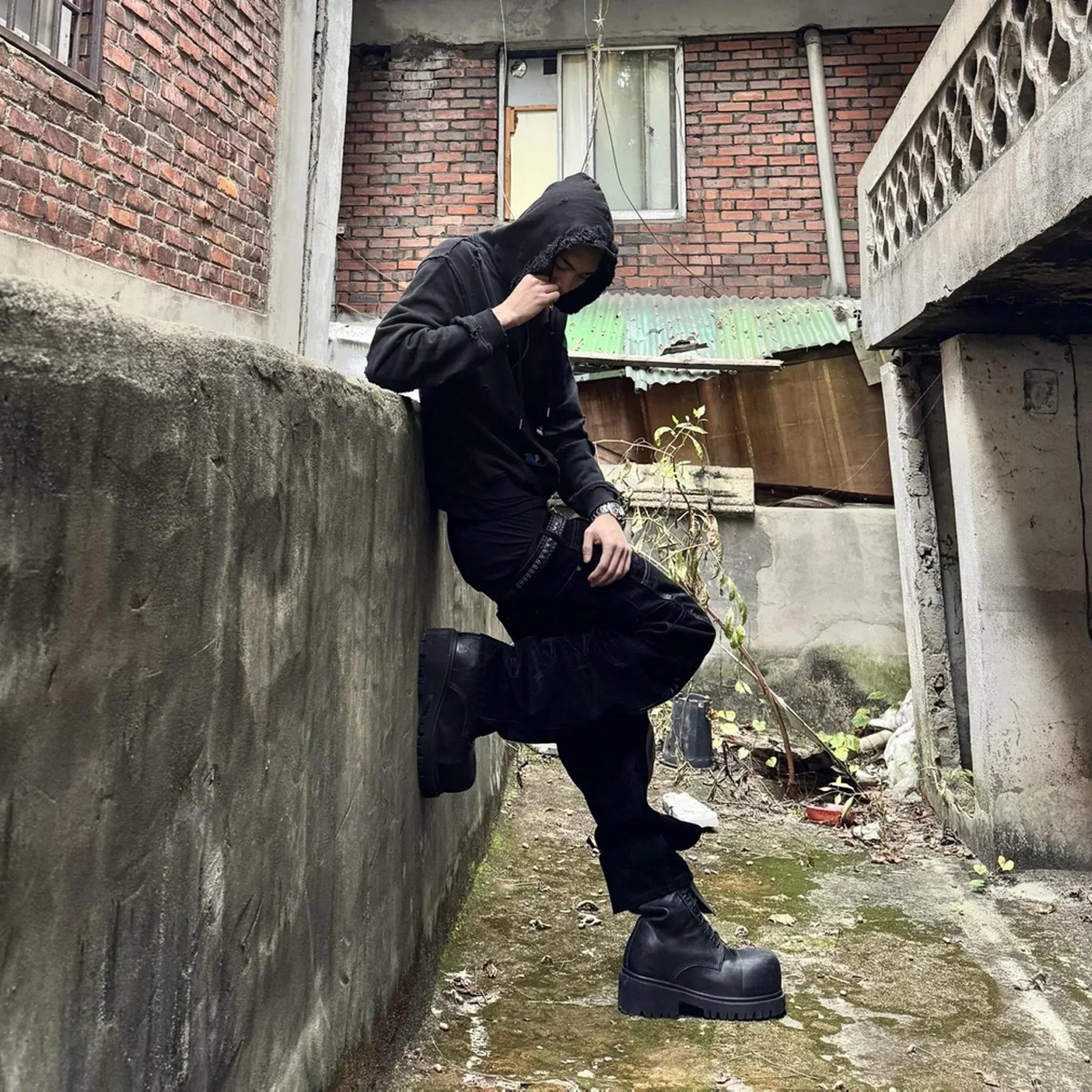 Velvet Leather Panel Baggy Carpenter Jeans - EMOstanceclub - VENTURER