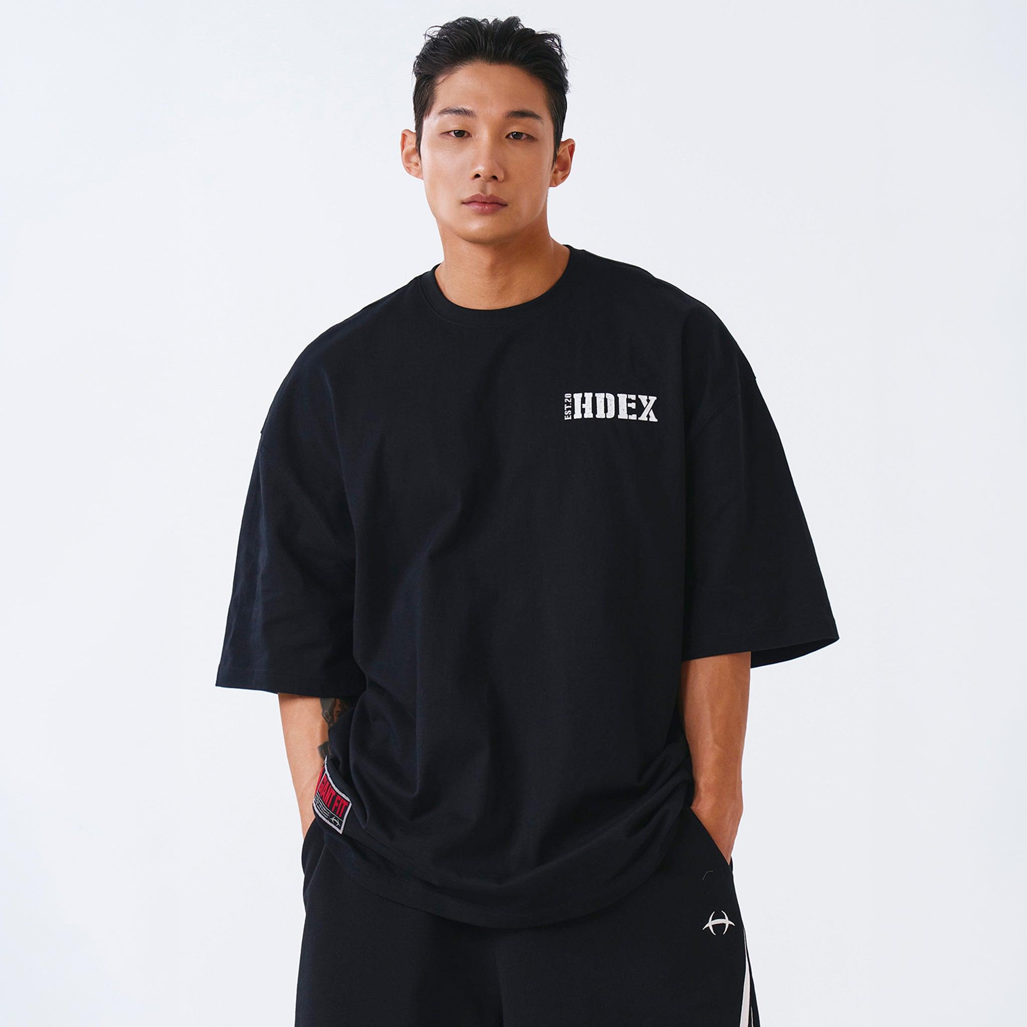 Core Small Logo Giant Fit Short Sleeve